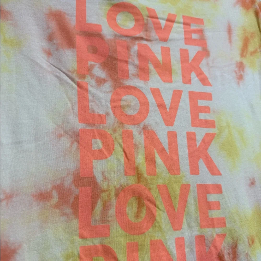 VS PINK 2019 Tie-Dye T-Shirt with Pocket XS - Picture 3 of 6